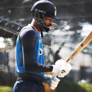 hardik pandya batting photo