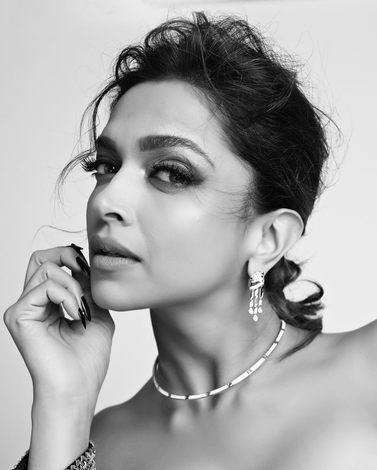 deepika padukone latest wallpaper