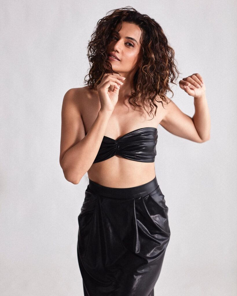 taapsee pannu sexy image